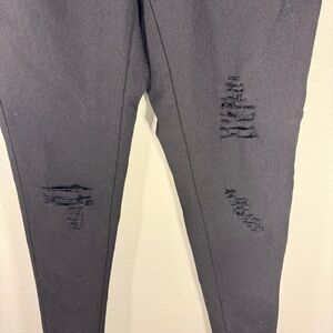 Agnes & Dora distressed black jeggings